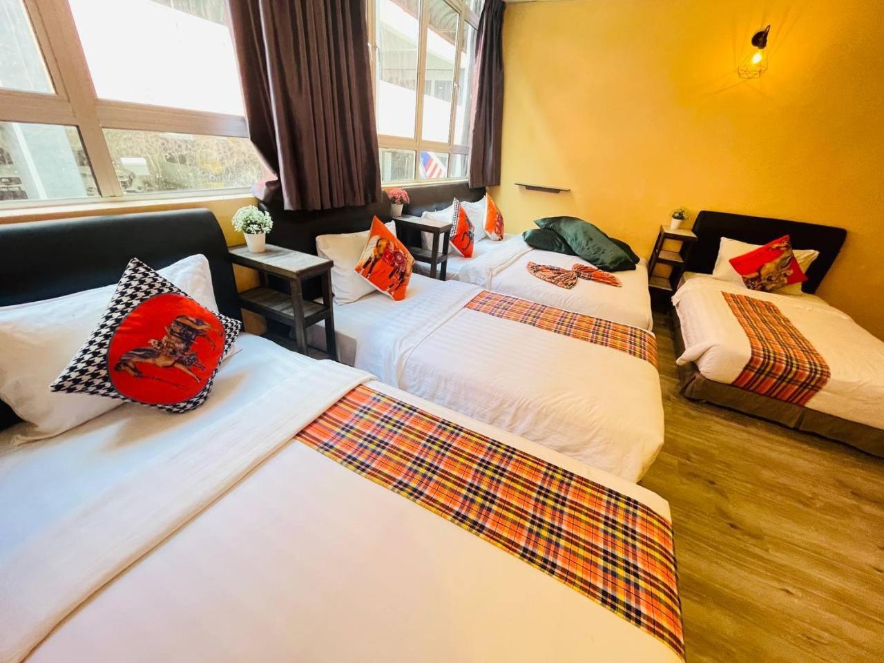 Loft Pals Urbanstay Lodge, Kapit Luaran gambar