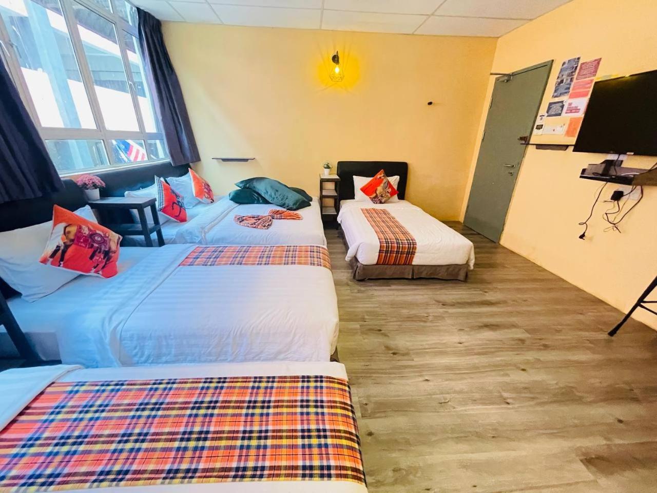 Loft Pals Urbanstay Lodge, Kapit Luaran gambar