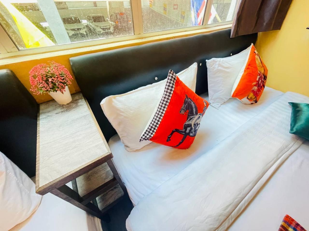 Loft Pals Urbanstay Lodge, Kapit Luaran gambar