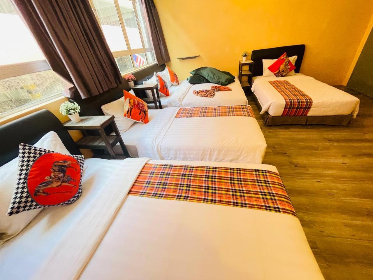 Loft Pals Urbanstay Lodge, Kapit Luaran gambar