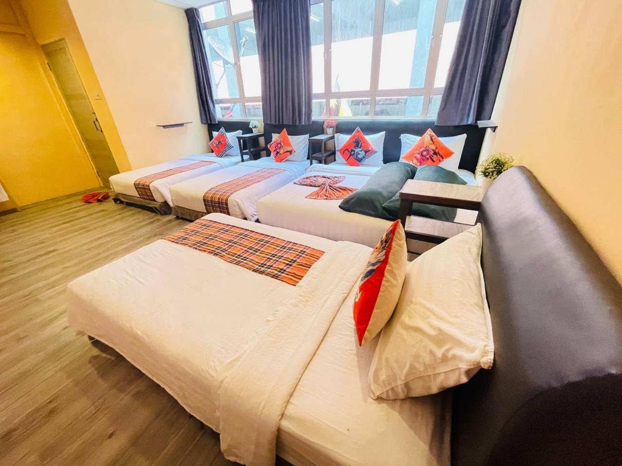 Loft Pals Urbanstay Lodge, Kapit Luaran gambar