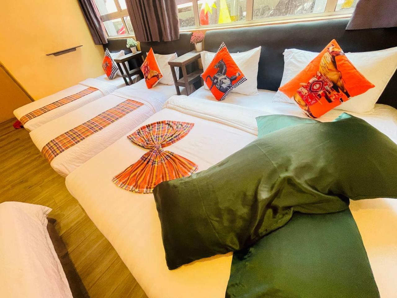 Loft Pals Urbanstay Lodge, Kapit Luaran gambar