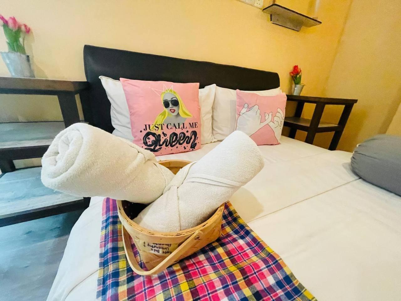 Loft Pals Urbanstay Lodge, Kapit Luaran gambar