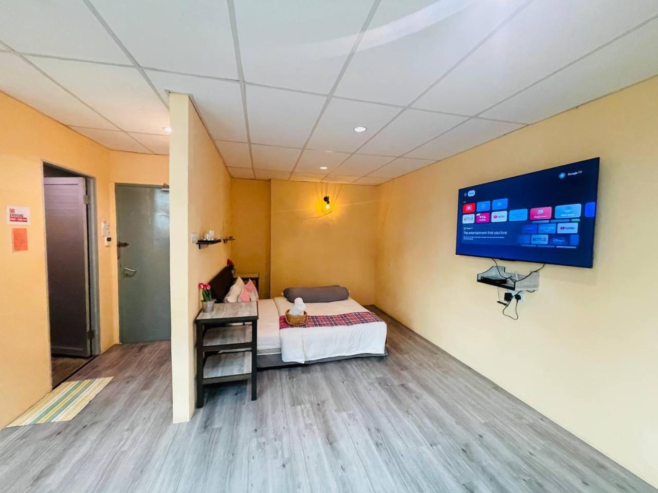 Loft Pals Urbanstay Lodge, Kapit Luaran gambar