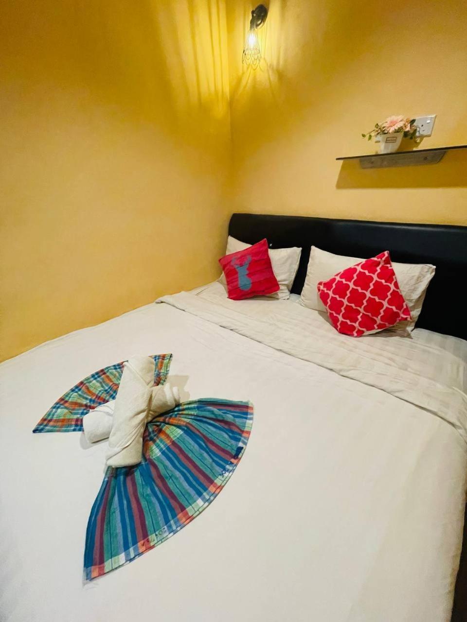 Loft Pals Urbanstay Lodge, Kapit Luaran gambar